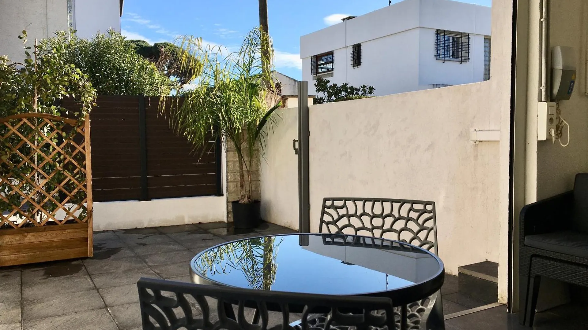 Plage A 400 M Studio Tout Confort Terrasse Clim Parking location